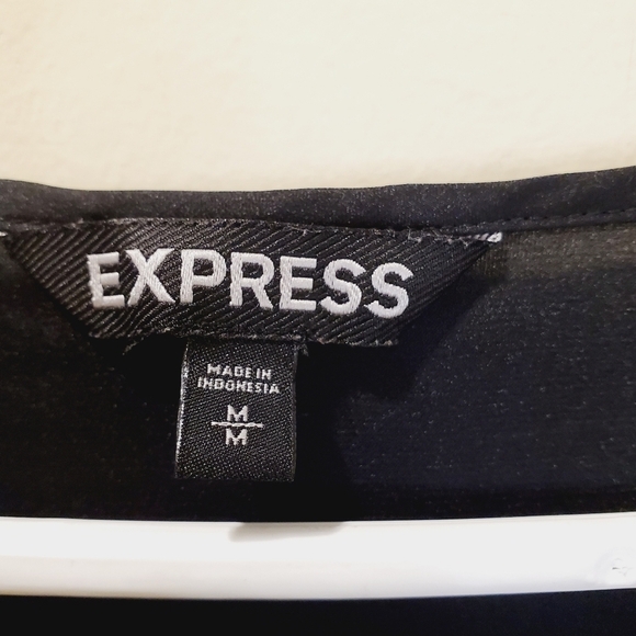 Express black V Neck Cold Shoulder Semi-formal  blouse size M - Picture 3 of 14